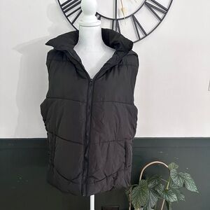 NWT Black Puffy Vest 2XL
